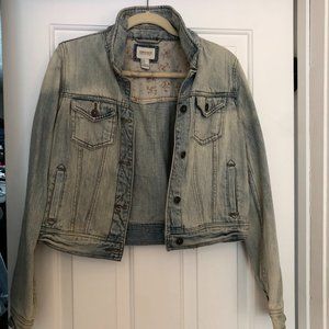 Jean Jacket - Forever 21 Size medium